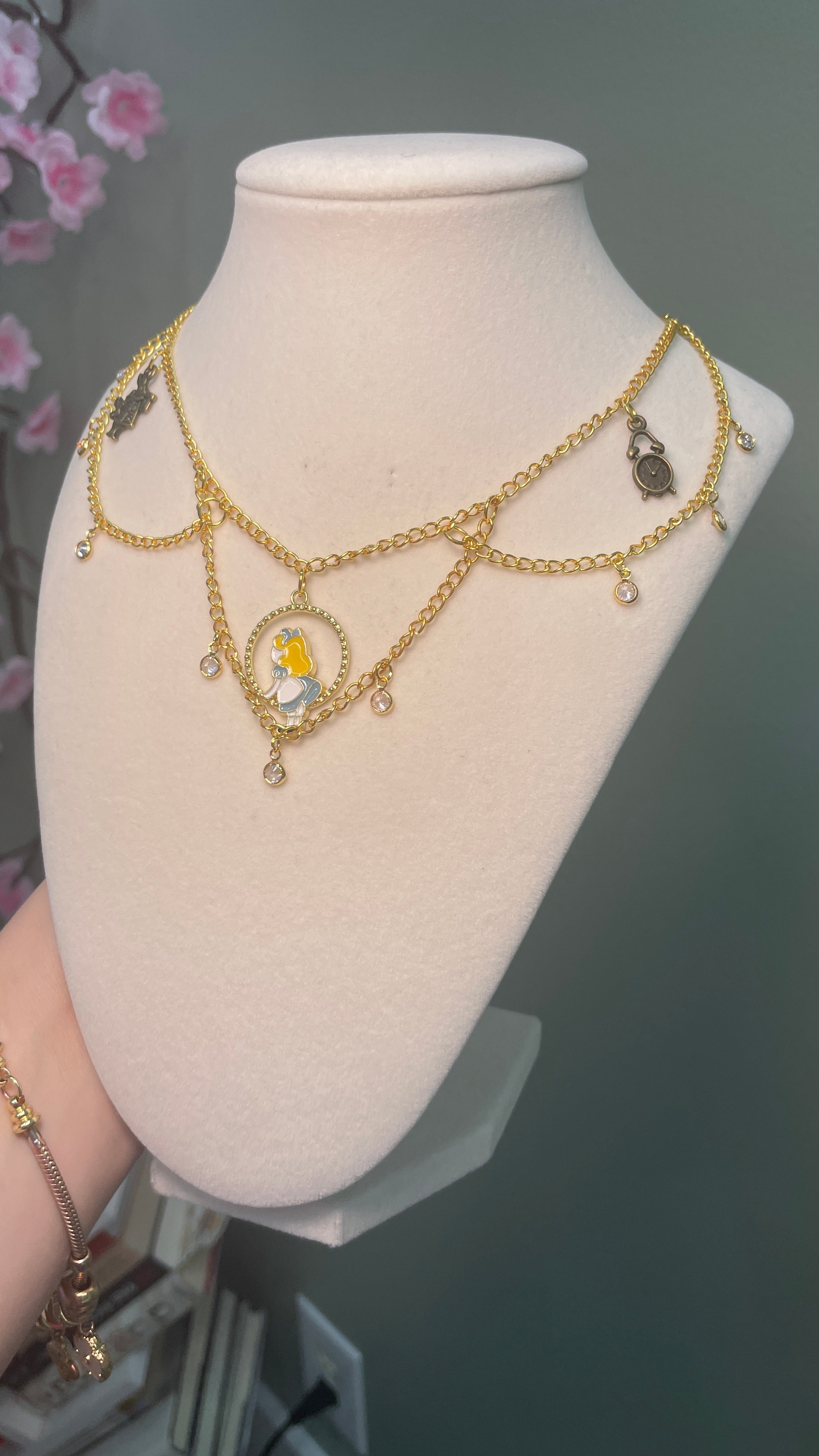 Alice Necklace Web