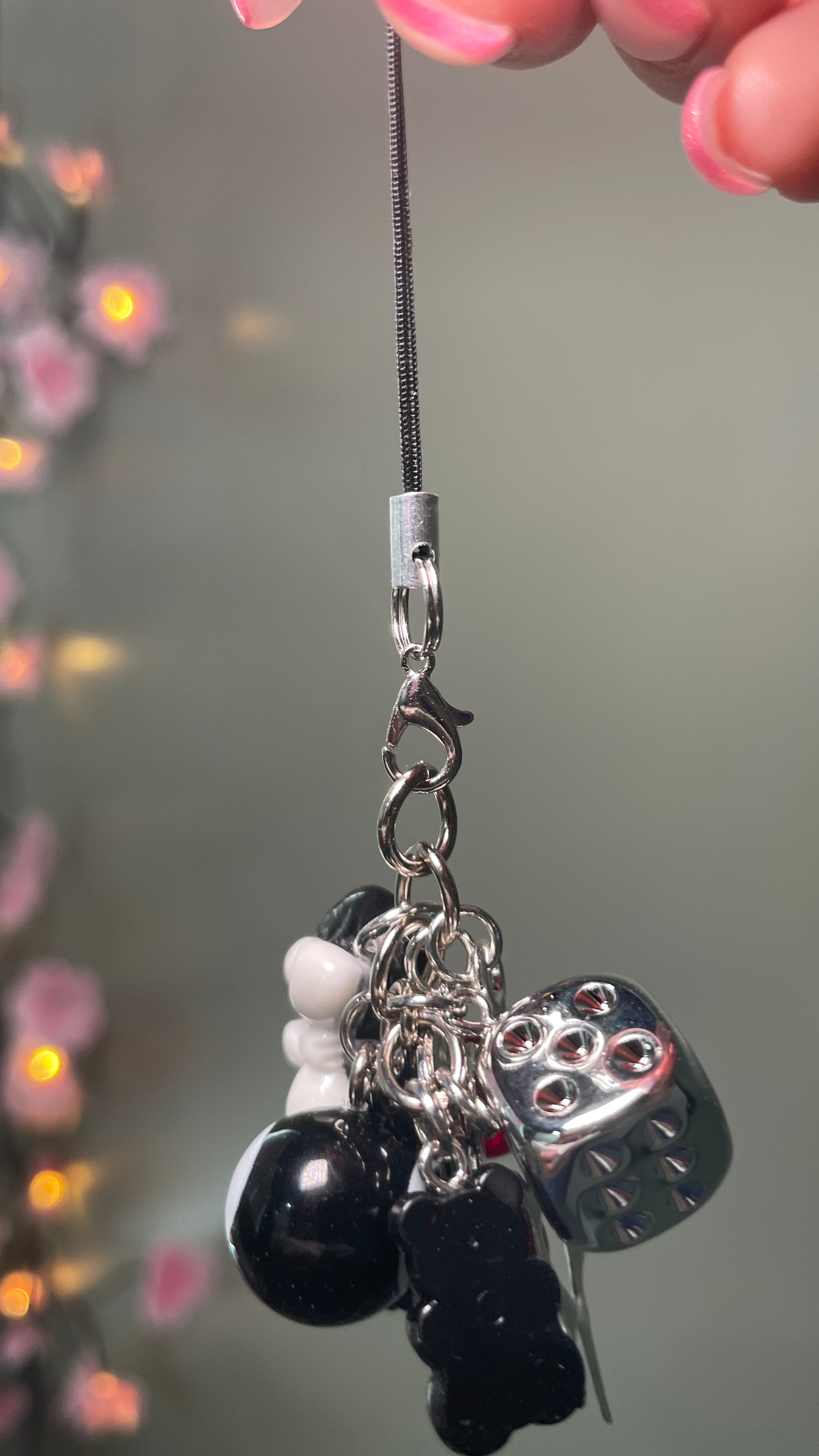 Grunge Phone Charm Clip