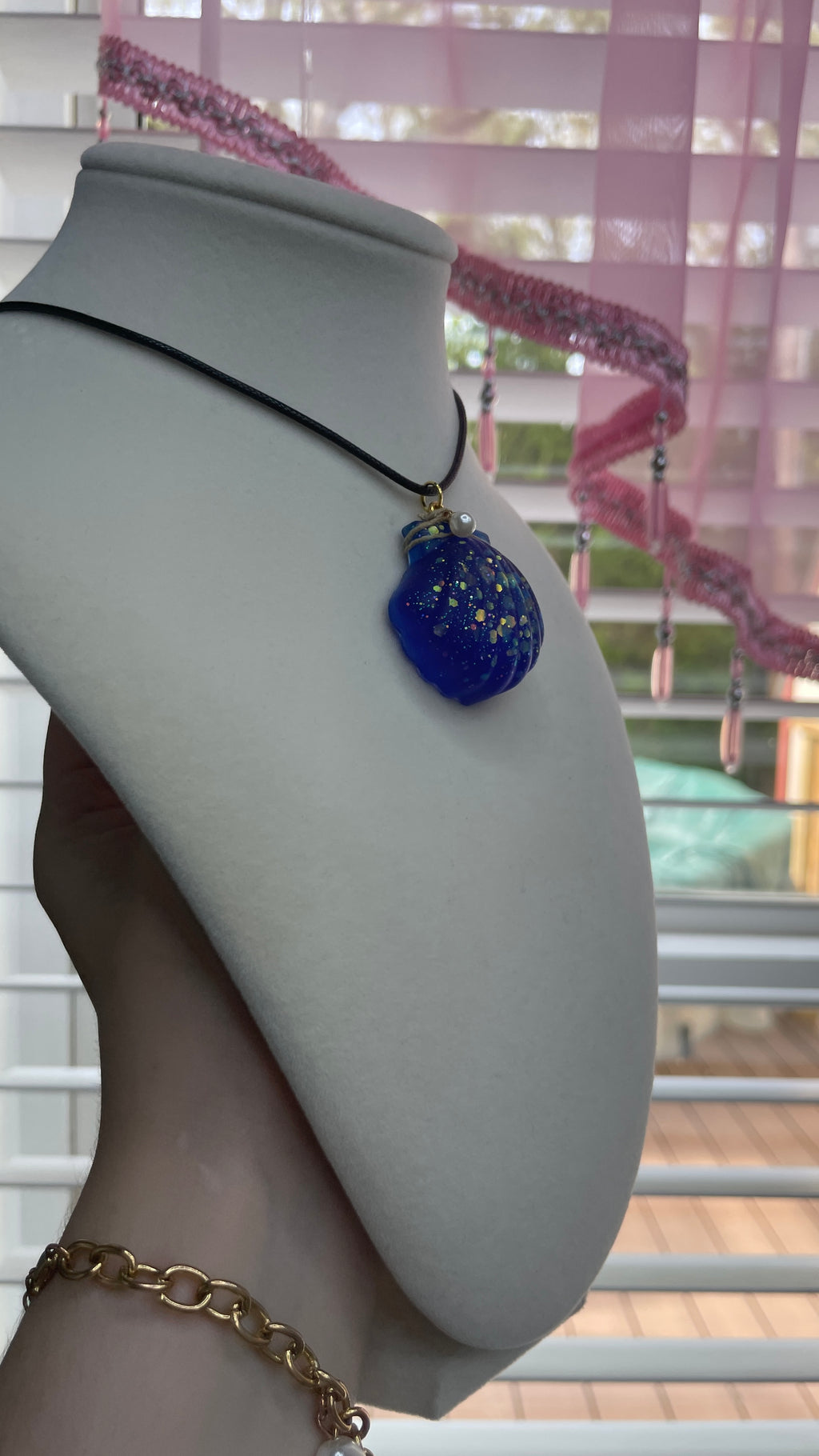 Seashell Nautical Resin Necklace