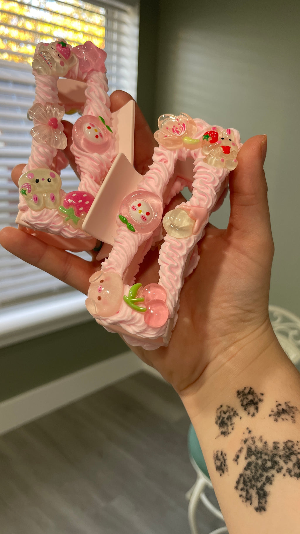 Cute Decoden Beaded Hair Clip