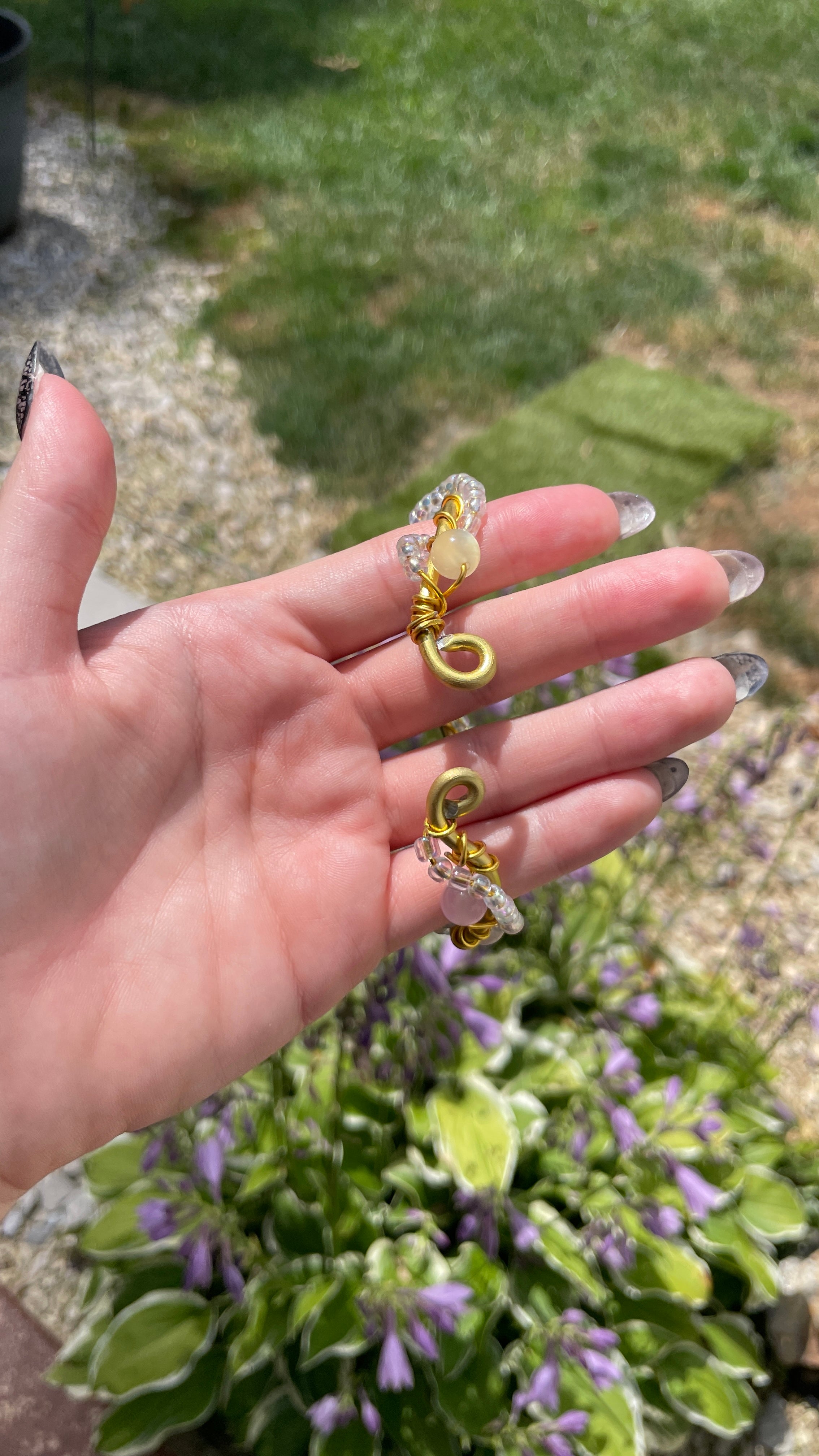 Wire Wrap UV Reactive Beaded Bracelet