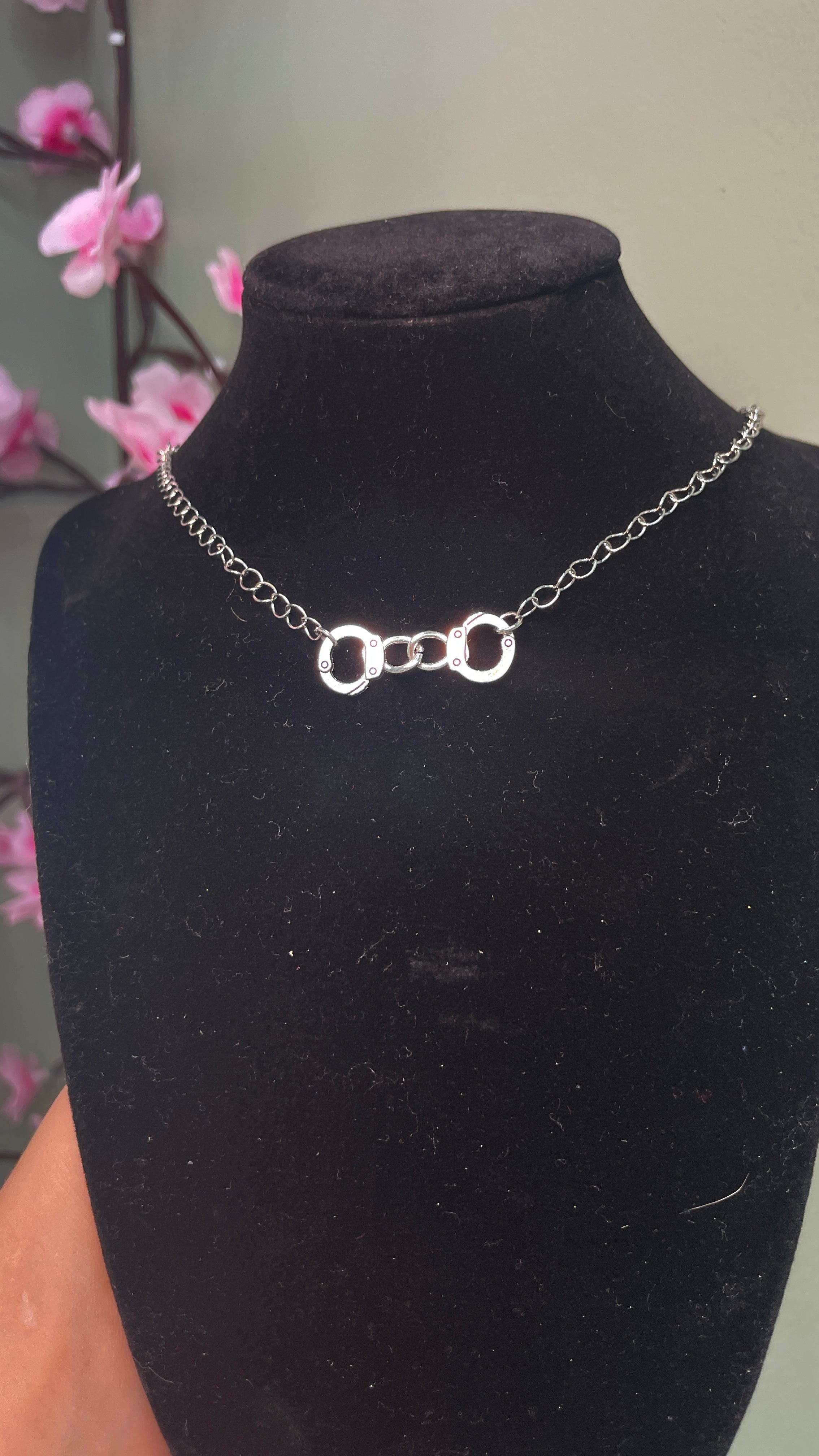 Handcuff Linked Necklace